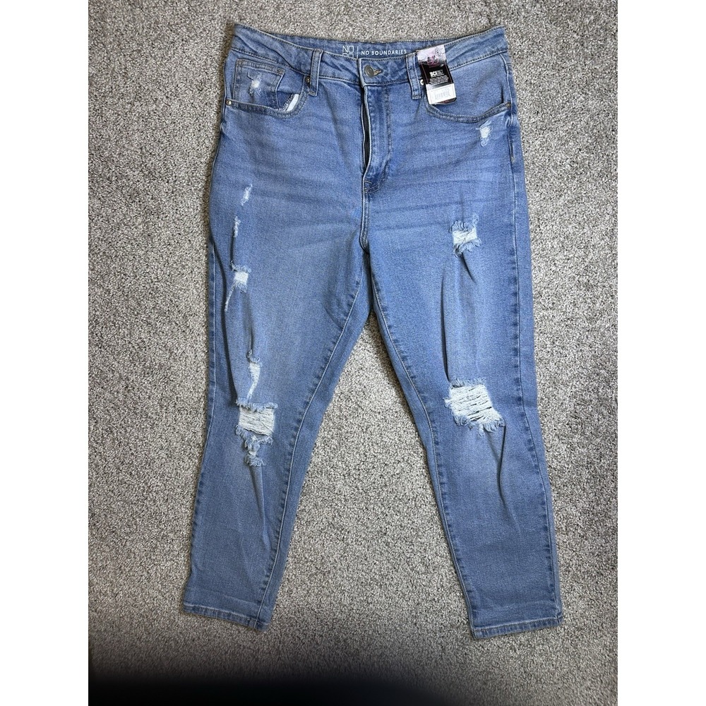 No Boundaries Mom Jeans‎ Size 11 NWT Distressed High Rise Ankle Denim Blue